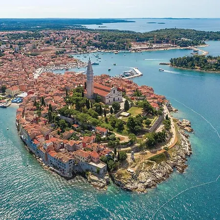 1 Bedroom Lovely In Rovinj